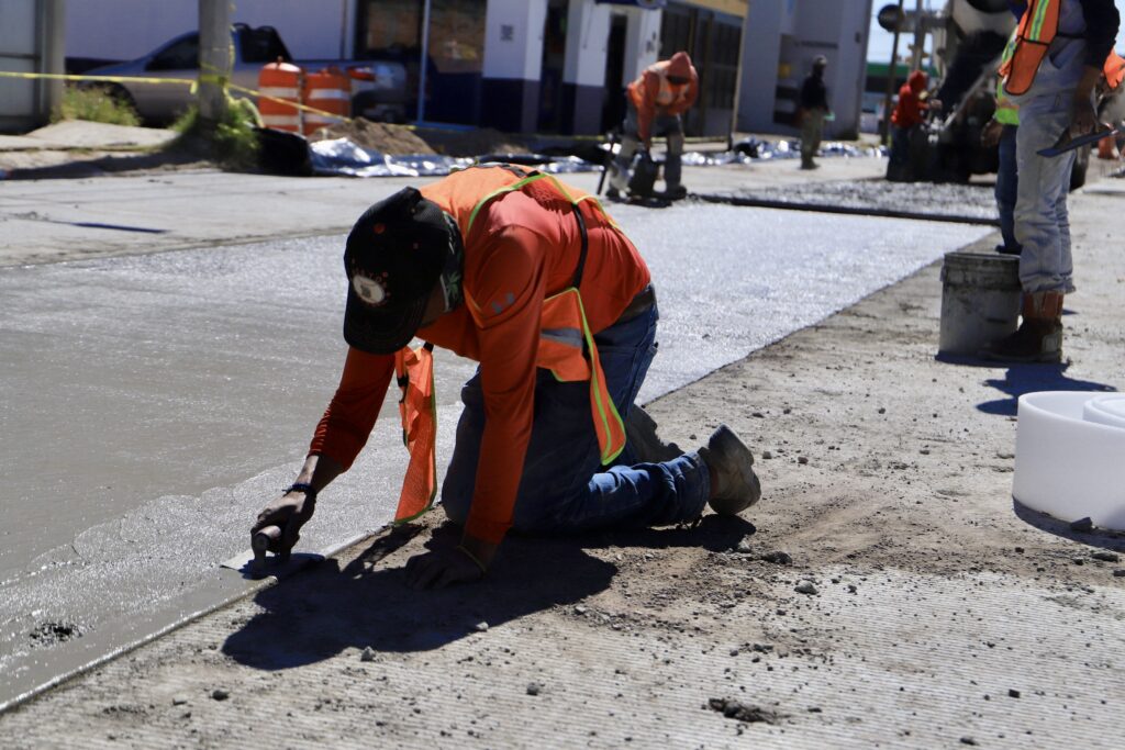 Avanza Municipio En La Colocaci N De Concreto Hidr Ulico En Loma Bonita