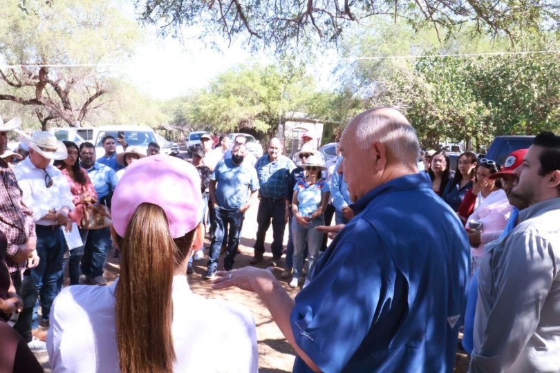 VISITA GOBERNADOR COMUNIDADES DE EL ROSARIO Y VALLE PERDIDO EN LA PAZ