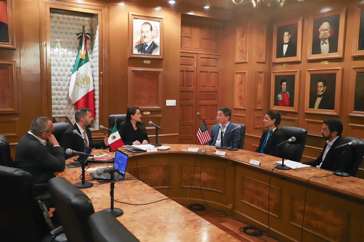 DIRECTIVOS DE EMPRESA ESTADOUNIDENSE REITERAN ANTE TERE JIMÉNEZ SU CONFIANZA EN AGUASCALIENTES